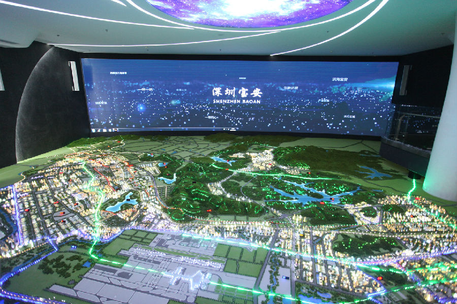 古城新貌，，，，，，，，918博天堂科技长卷誊写“大美宝安”